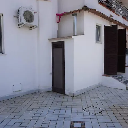 7 Posti A 3 Minuti Dal Mare - Carbone Вилла